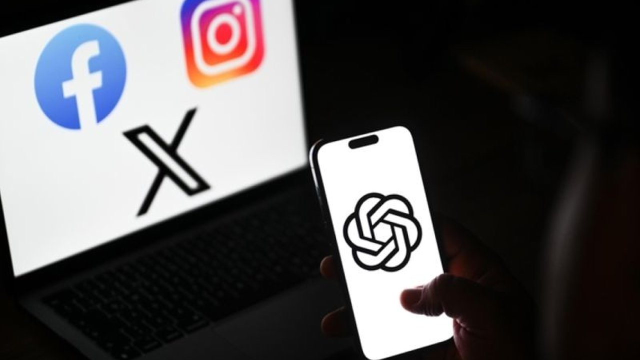 Pemerintah Malaysia berencana memberlakukan larangan media sosial anak di bawah 16 tahun mulai 2026. Kebijakan ini bertujuan memperkuat keselamatan digital anak, membuat orang tua penasaran akan dampaknya.