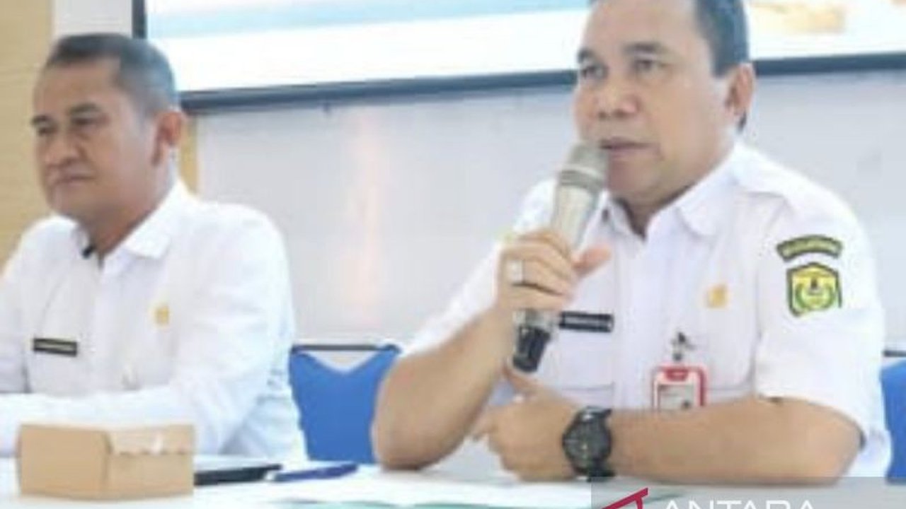 Pemerintah Kota Banjarmasin mengimbau warganya untuk waspada terhadap penyakit **leptospirosis** yang disebabkan kencing tikus, terutama di musim hujan dan rob. Ketahui gejalanya!