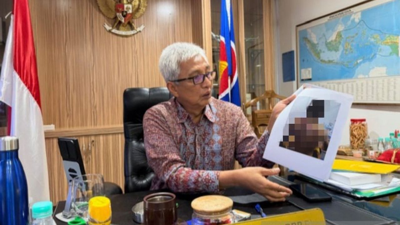Dua kasus penganiayaan berat terhadap Pekerja Migran Indonesia di Malaysia terungkap, memicu kemarahan Dubes Hermono dan sorotan tajam pada celah jalur nonprosedural yang memicu kerawanan.