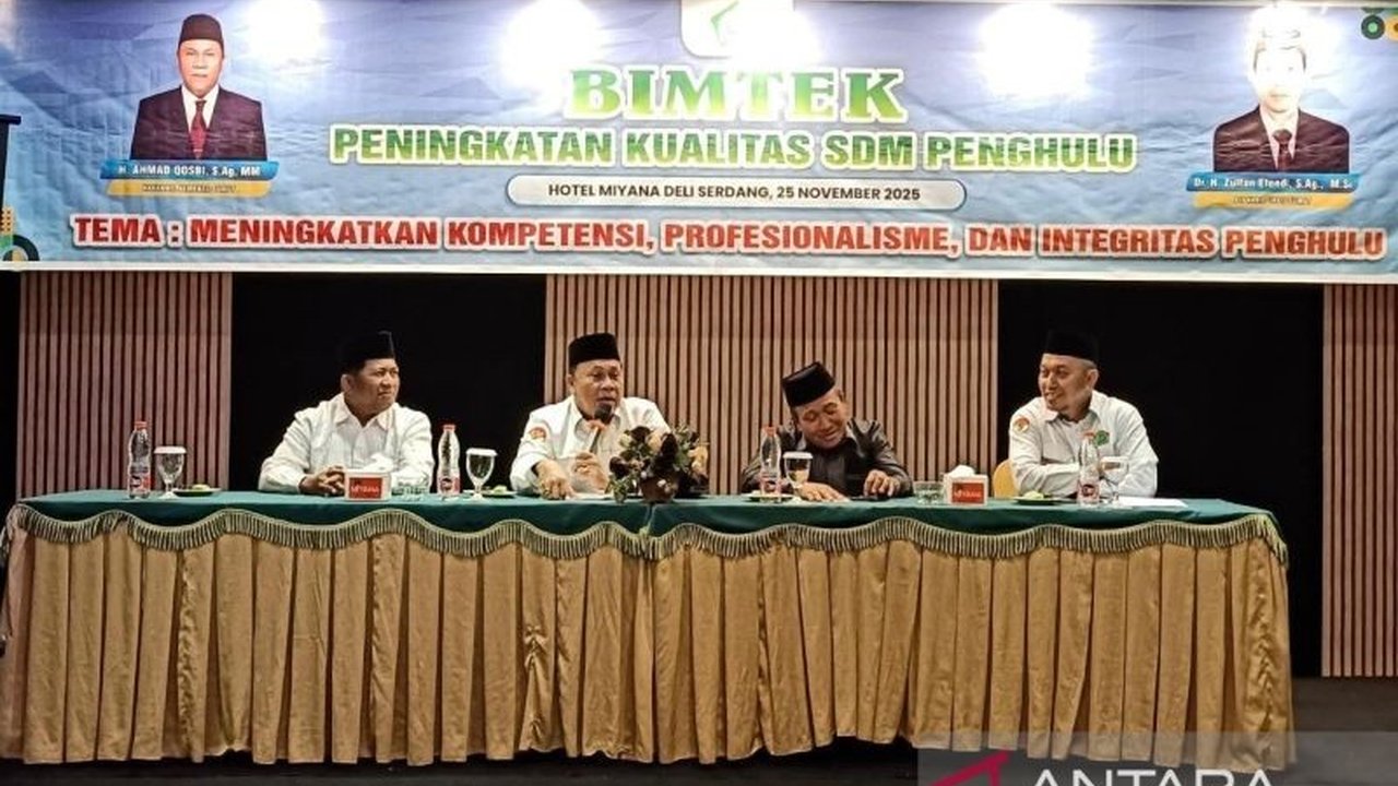 Kantor Wilayah Kementerian Agama (Kanwil Kemenag) Sumatera Utara tegaskan pentingnya Peningkatan Kualitas Penghulu melalui bimbingan teknis, menuntut mereka profesional, kompeten, dan adaptif.