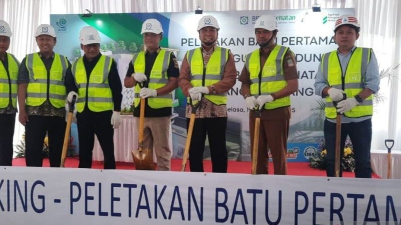 Pemerintah Kabupaten Bekasi mendesak Pemprov Jawa Barat untuk segera melunasi tunggakan BPJS Kesehatan Jabar senilai Rp84 miliar demi optimalisasi layanan kesehatan bagi 146 ribu warganya.
