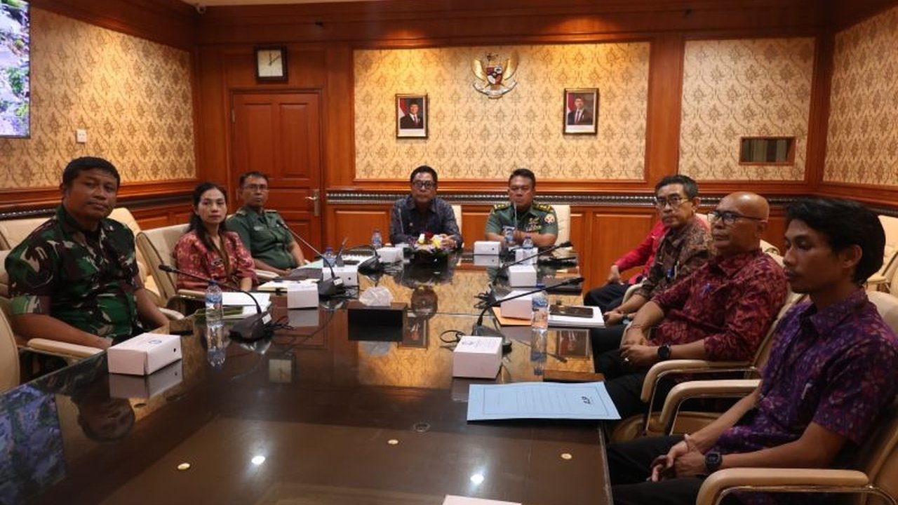 Pemerintah Kota Denpasar terus mengoptimalkan 43 Koperasi Merah Putih untuk kesejahteraan warga, sejalan dengan arahan Presiden Prabowo Subianto. Inisiatif nasional ini diharapkan jadi kekuatan ekonomi lokal yang berkelanjutan.