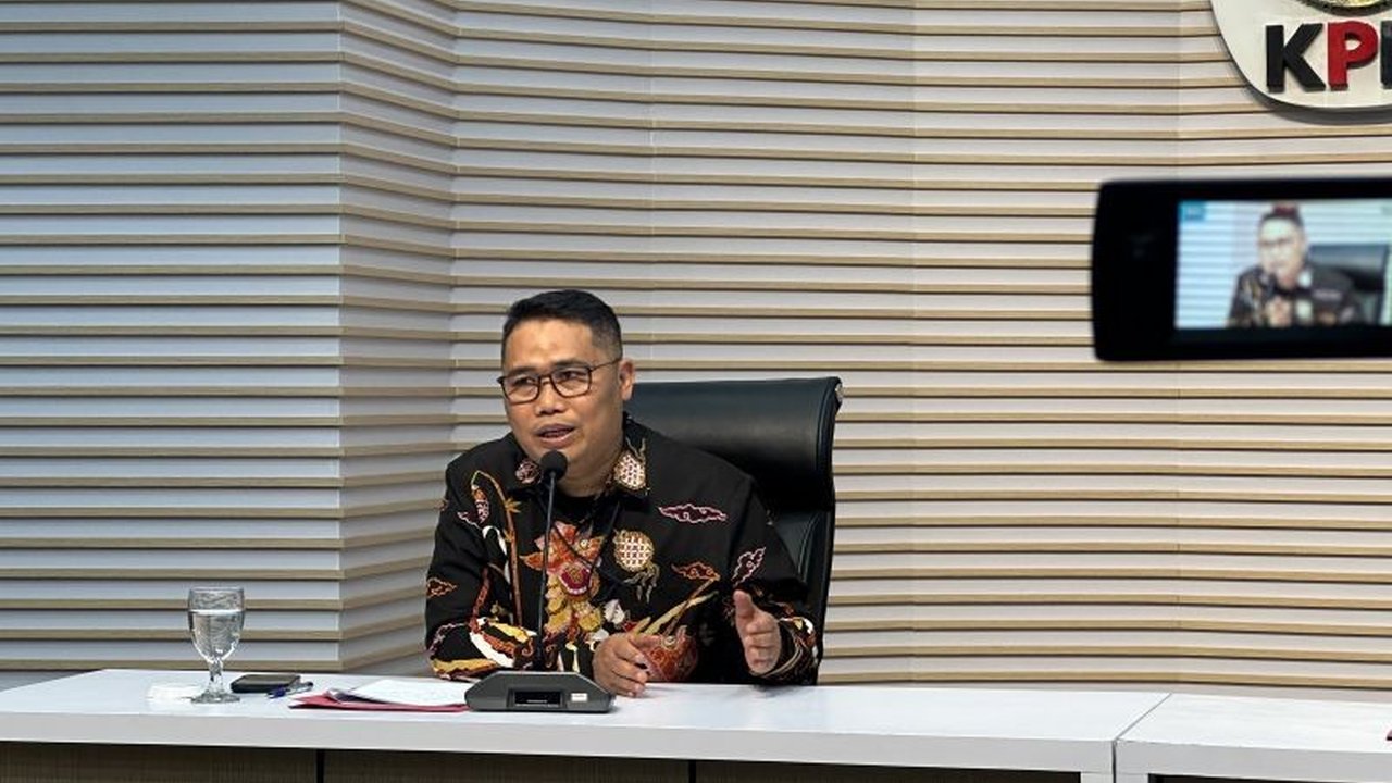 Komisi Pemberantasan Korupsi (KPK) menyatakan pemberian rehabilitasi kepada Ira Puspadewi dan dua terdakwa lainnya oleh Presiden Prabowo bukan preseden buruk, mengingat kasus telah divonis di pengadilan.