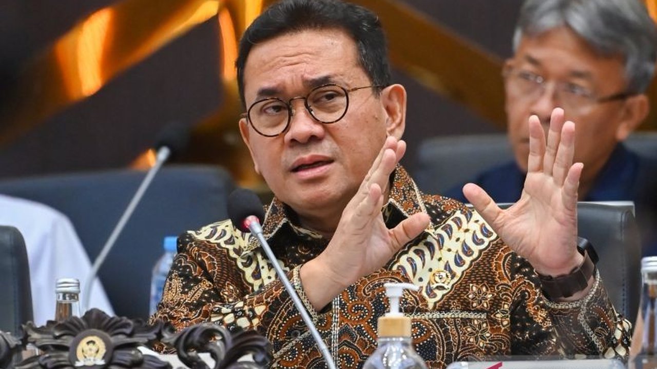 Pemerintah siapkan Diskon Nataru besar-besaran untuk Natal 2025 dan Tahun Baru 2026. Tiga program belanja siap menggairahkan konsumsi masyarakat, jangan sampai terlewat!