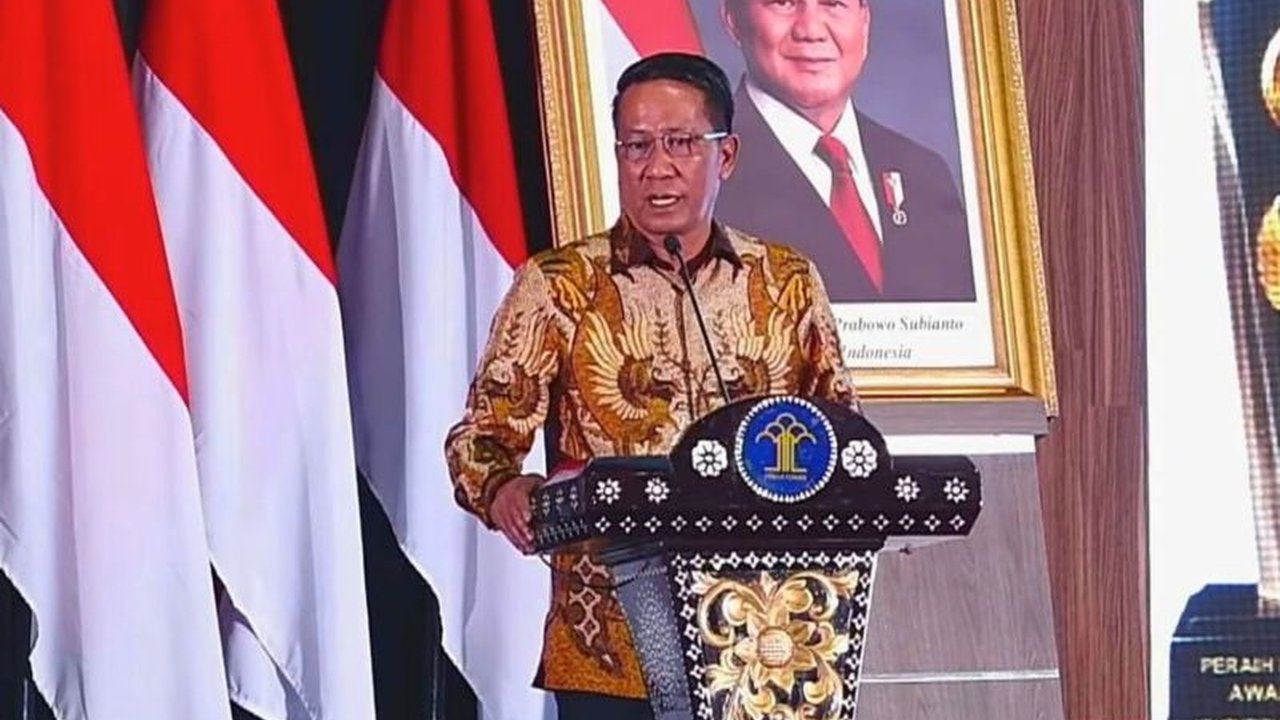 Menteri Hukum Supratman Andi mengungkapkan pembentukan 70.115 Posbankum di 24 provinsi, memperluas akses keadilan dan layanan hukum bagi masyarakat desa/kelurahan.