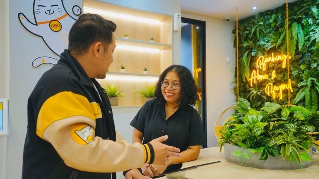 PT Bank Neo Commerce Tbk (BNC) mencatat laba bersih fantastis Rp464 miliar pada Kuartal III-2025, melesat 100 kali lipat. Apa rahasia di balik lonjakan kinerja Bank Neo Commerce ini?