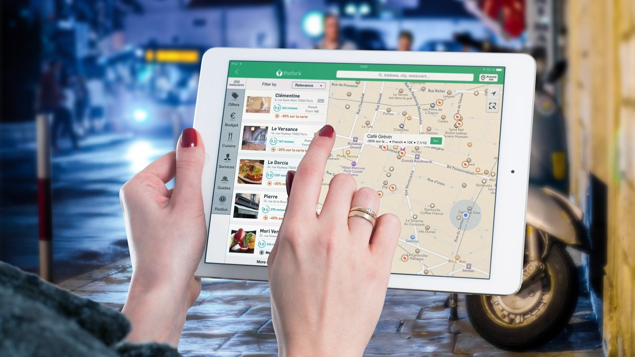 Google Maps vs Apple Maps. (Pexels/Pixabay)