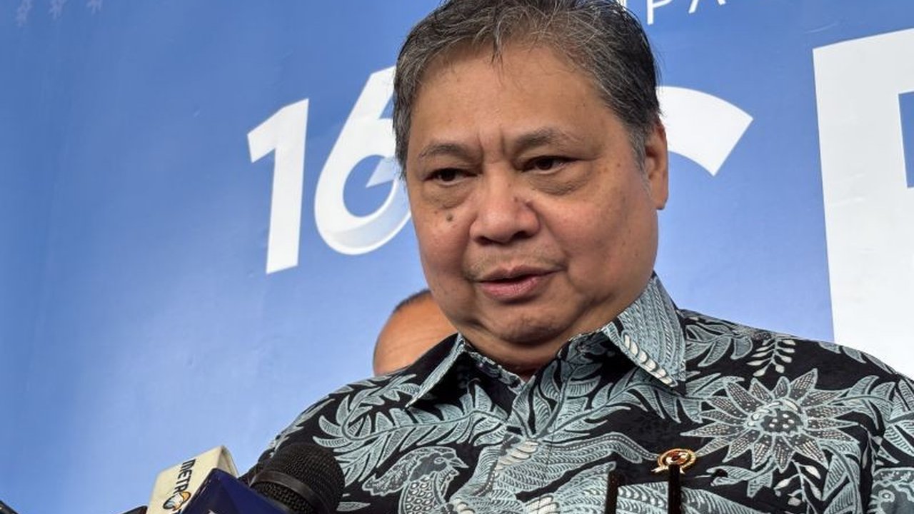Menko Airlangga Hartarto memastikan upah pertama peserta Magang Nasional 2025 tahap I telah cair, sementara pemerintah terus mengejar target 100 ribu peserta Magang Nasional.