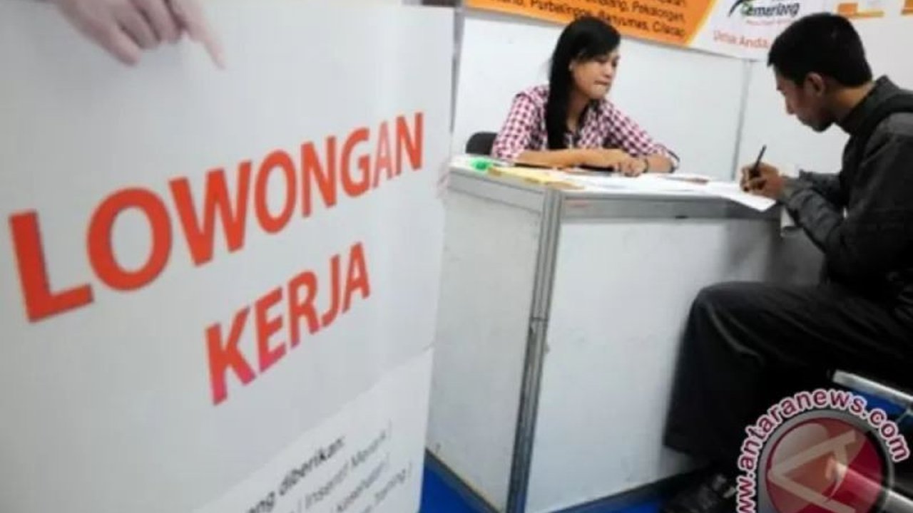 Dosen UMY, Ali Maksum, mengingatkan masyarakat tentang tingginya risiko penipuan loker luar negeri jika tawaran diterima tanpa verifikasi. Literasi digital yang rendah menjadi pemicu utama.