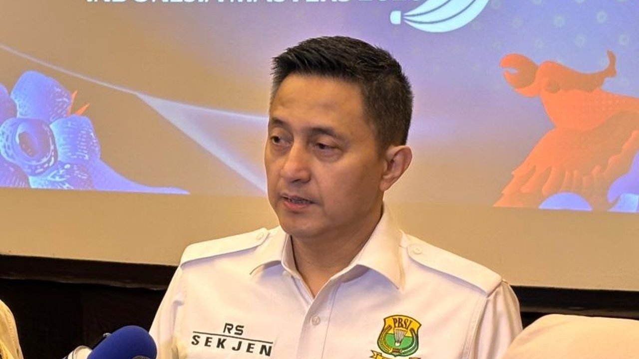 PBSI menyatakan optimisme untuk meraih Target Emas Bulu Tangkis SEA Games 2025 di Thailand, meskipun sempat terkejut dengan penetapan dua emas oleh Kemenpora. Akankah target ambisius ini terwujud?