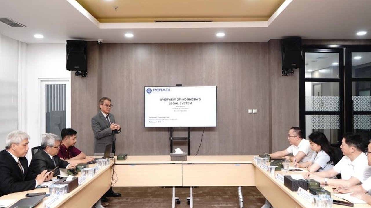 DPN Peradi menerima audiensi dari Pengadilan Tinggi Hunan, China, untuk bertukar pandangan mengenai praktik mediasi hukum. Kunjungan ini menunjukkan kepercayaan terhadap Peradi.