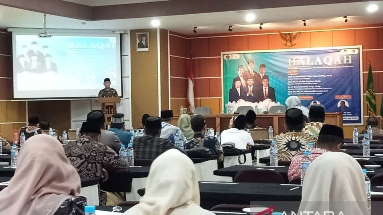 Pemerintah RI telah menyetujui pendirian Direktorat Jenderal Pesantren di bawah Kemenag, sebuah langkah strategis yang akan memperkuat peran lembaga pendidikan Islam tersebut.