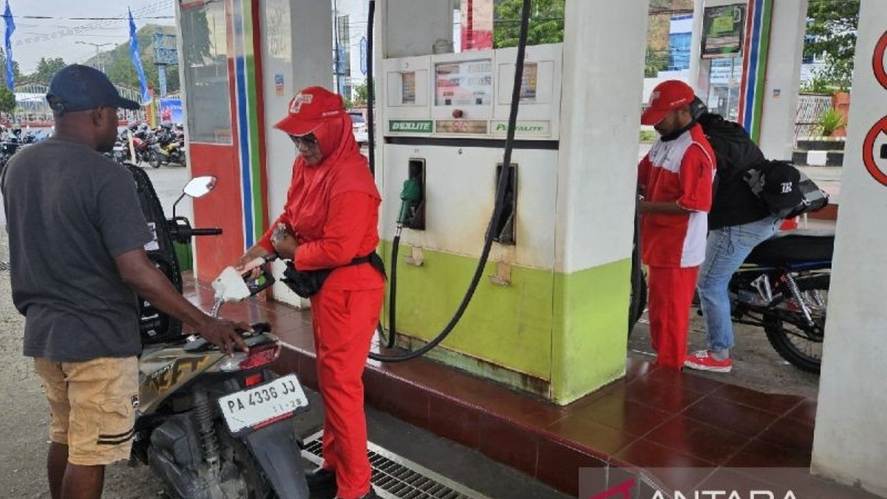 Pemerintah Provinsi Papua bersama Pertamina Patra Niaga memastikan Pasokan BBM Papua Nataru aman terkendali untuk mendukung mobilitas masyarakat. Simak detail kesiapannya!