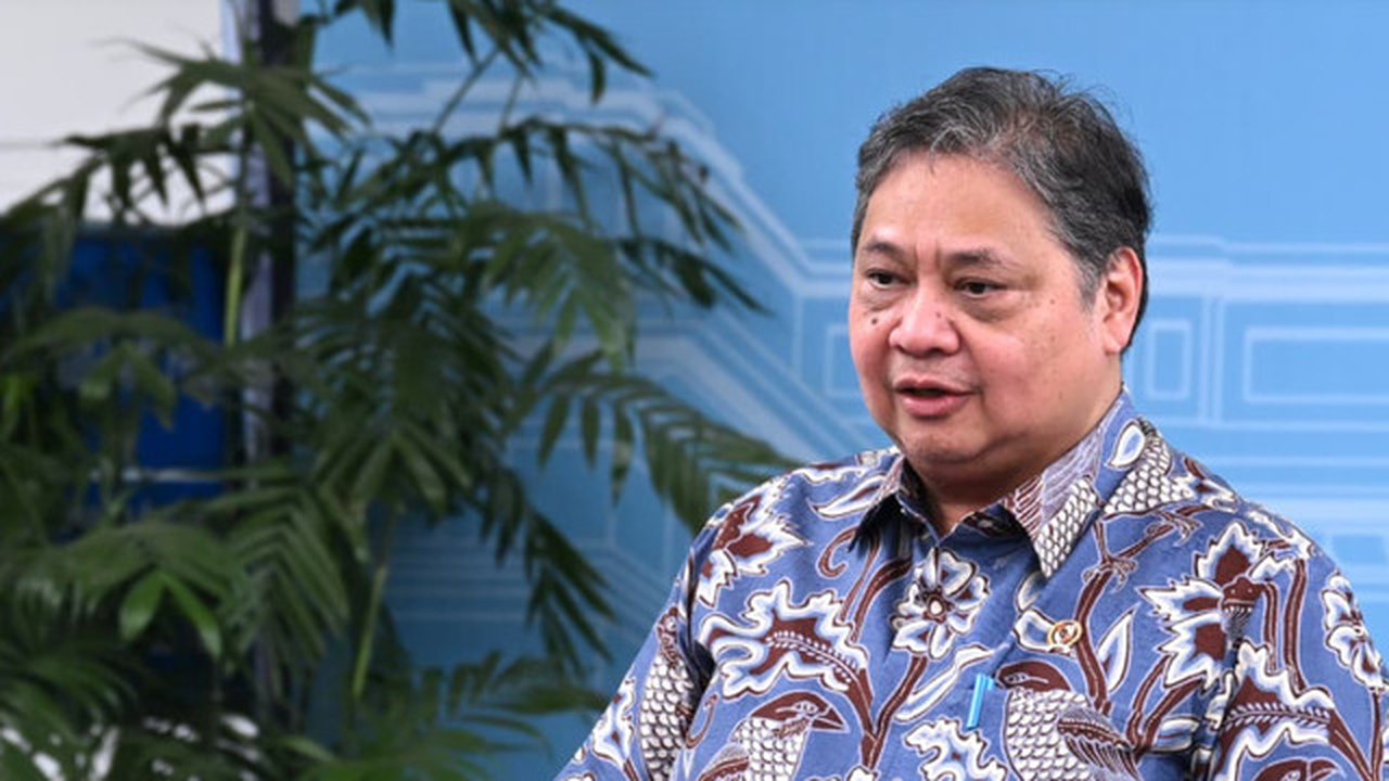 Menteri Koordinator Bidang Perekonomian Airlangga Hartarto usai mengikuti rapat terbatas di Istana Merdeka Jakarta, Kamis, 27 November 2025.(Foto: laman ekon.go.id)