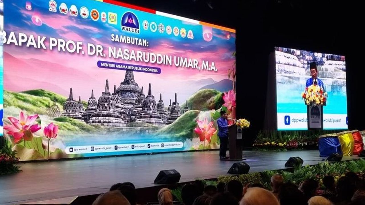 Menteri Agama Nasaruddin Umar menegaskan pentingnya menjaga kerukunan umat beragama di tengah kemajemukan Indonesia sebagai sebuah keharusan, bukan pilihan, demi kehidupan berbangsa yang harmonis.