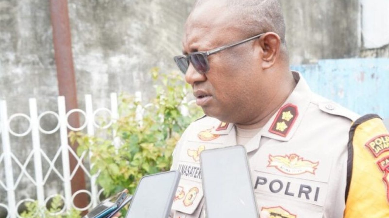 Kapolres Jayapura AKBP Umar Nasatekay mengimbau masyarakat untuk tetap tenang dan mewaspadai provokasi 1 Desember yang kerap dimanfaatkan kelompok separatis untuk mengganggu stabilitas daerah.