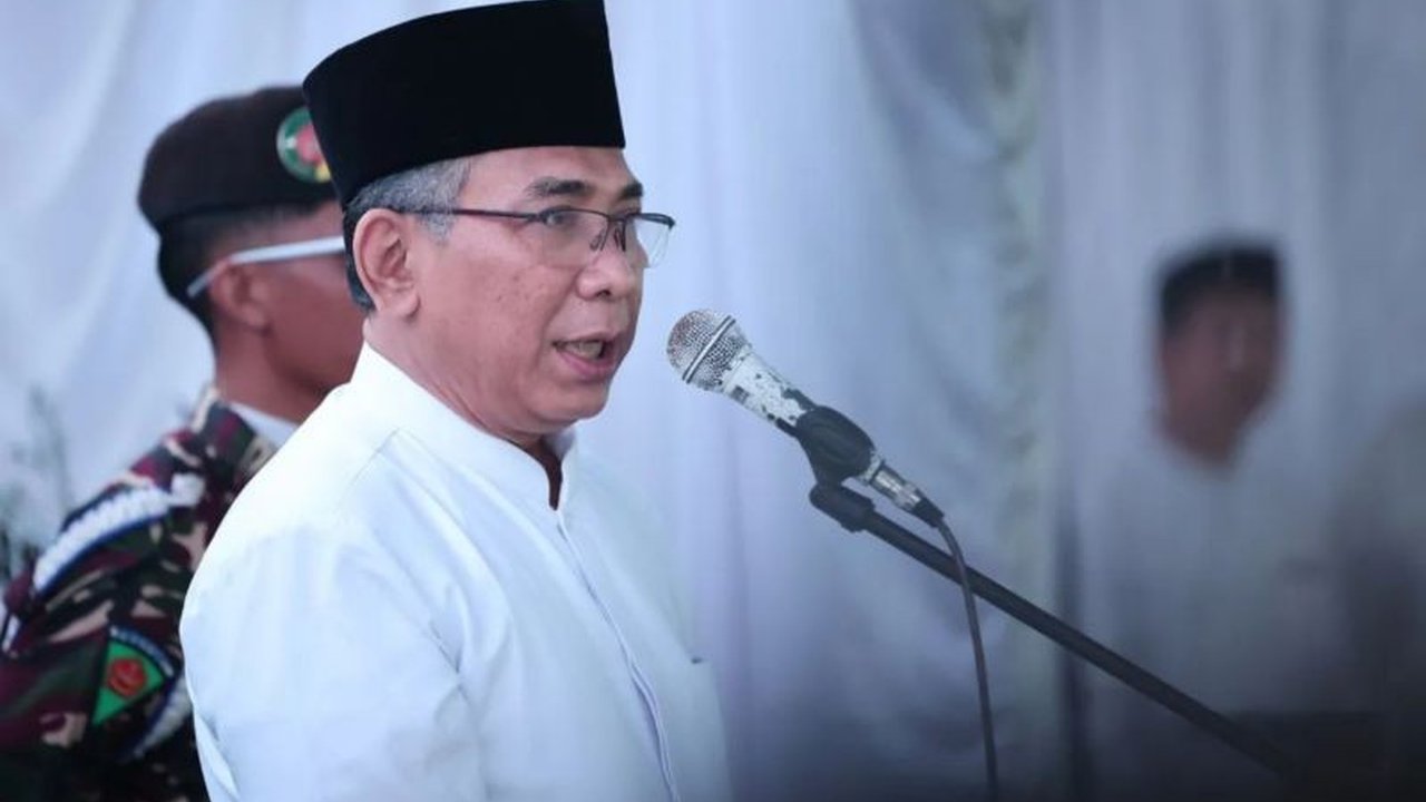 Keputusan pemecatan Ketua Umum PBNU Yahya Cholil Staquf menuai kontroversi dan dinilai prematur oleh Wasekjen PBNU Najib Azca, mengingat audit keuangan belum rampung dan tim pencari fakta baru dibentuk. Simak selengkapnya.
