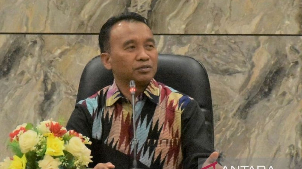 Pemerintah Provinsi NTB serius mematangkan pembentukan BUMD Investasi NTB Capital, sebuah entitas baru yang fokus pada investasi dan siap beroperasi pada 2026.