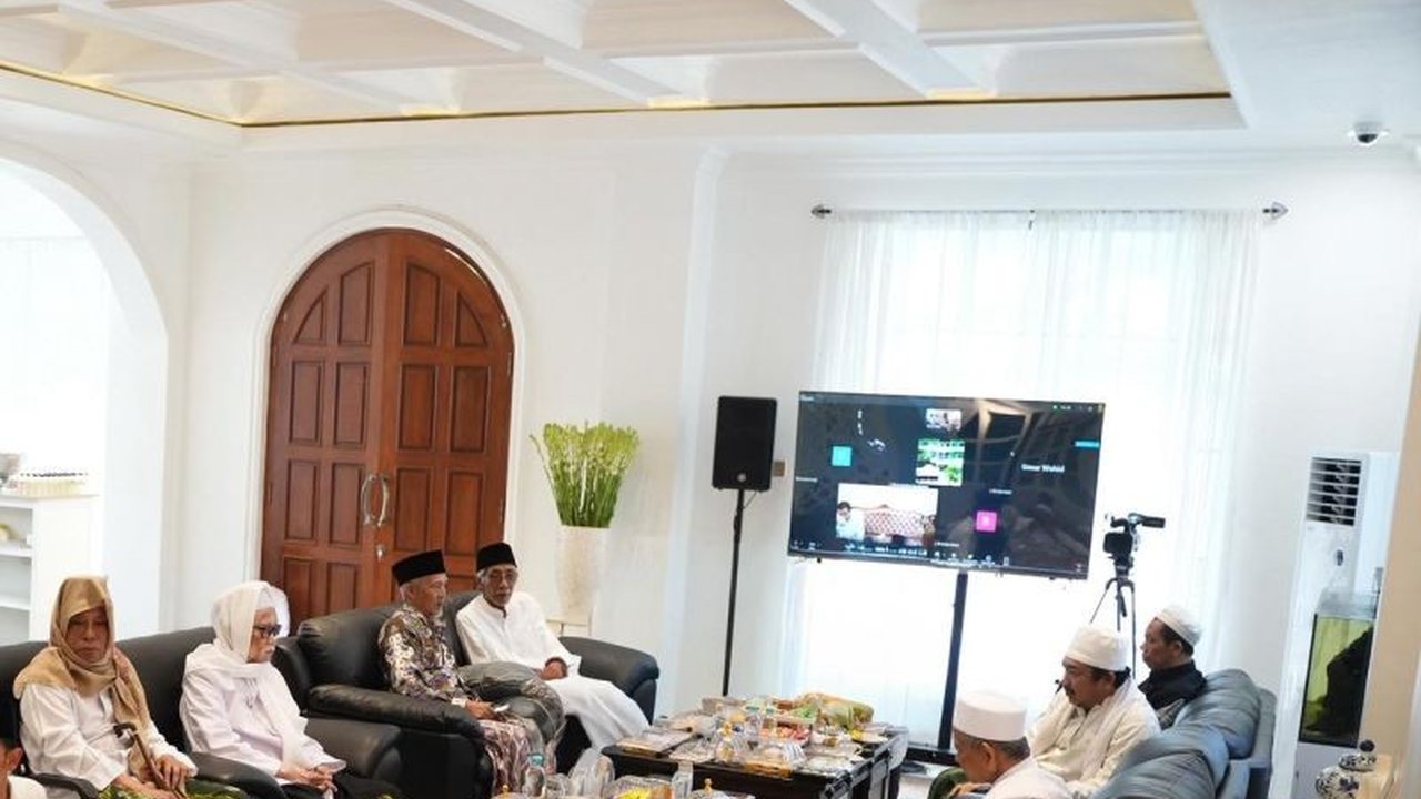 Forum Sesepuh Nahdlatul Ulama mendesak islah untuk menyelesaikan konflik di jajaran PBNU, sekaligus meminta semua pihak menahan diri. Apa langkah selanjutnya?