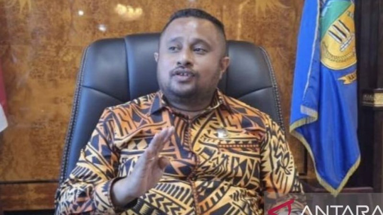 DPR Papua mendesak pemerintah provinsi DOB untuk membahas rancangan pembiayaan kesehatan rujukan DOB Papua, guna meringankan beban operasional rumah sakit di Tanah Papua.