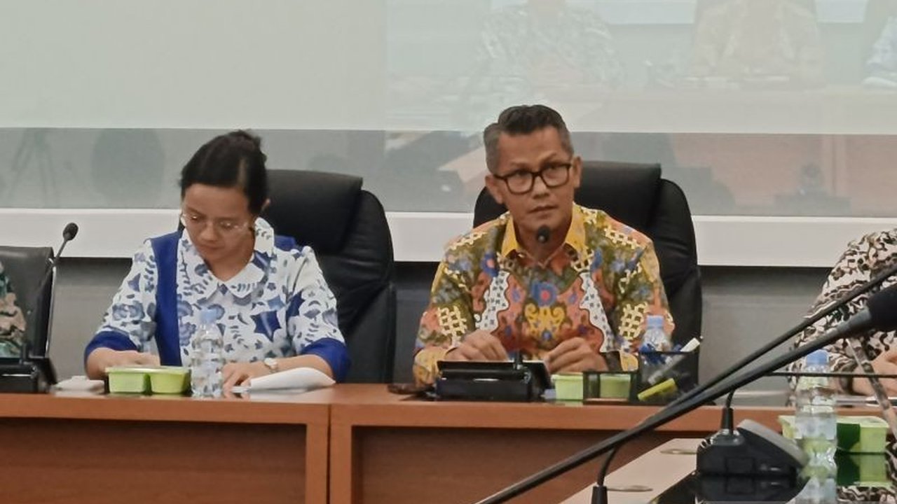 Kementerian Perindustrian (Kemenperin) menekankan pentingnya insentif otomotif untuk memperkuat ekosistem industri dari hulu ke hilir di tengah penurunan penjualan kendaraan domestik yang mengkhawatirkan.