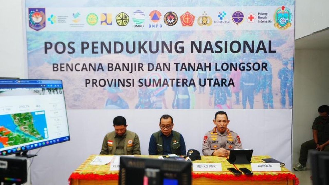 Kapolri Jenderal Listyo Sigit Prabowo serius menindaklanjuti instruksi Presiden terkait penanganan bencana. Polri kerahkan personel dan sarana untuk tangani bencana di Aceh, Sumut, dan Sumbar.