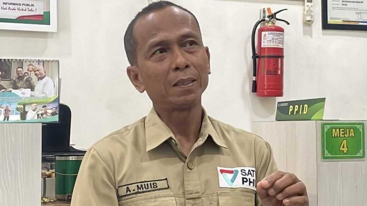 Kantor Kemenag OKU memperpanjang batas akhir pendaftaran petugas haji hingga 1 Desember 2025, memberikan peluang bagi calon peserta untuk melengkapi berkas administrasi. Jangan lewatkan kesempatan ini!