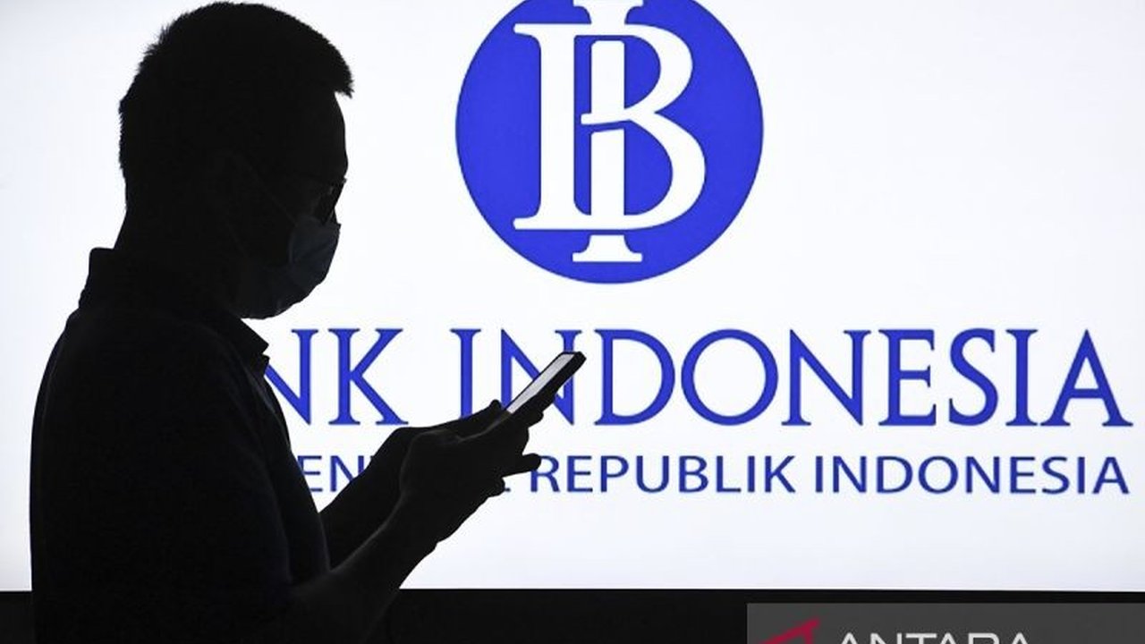Bank Indonesia melaporkan pertumbuhan utang luar negeri Indonesia melambat pada November 2024, menjadi 424,1 miliar dolar AS, didorong perlambatan sektor publik dan penurunan sektor swasta.