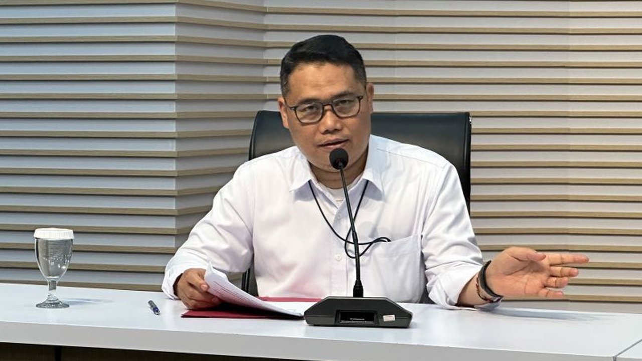 KPK telah mengirim penyidik ke Arab Saudi untuk mendalami dugaan korupsi haji 2023-2024. Langkah ini diharapkan mengungkap tuntas kasus korupsi haji KPK yang merugikan jemaah.