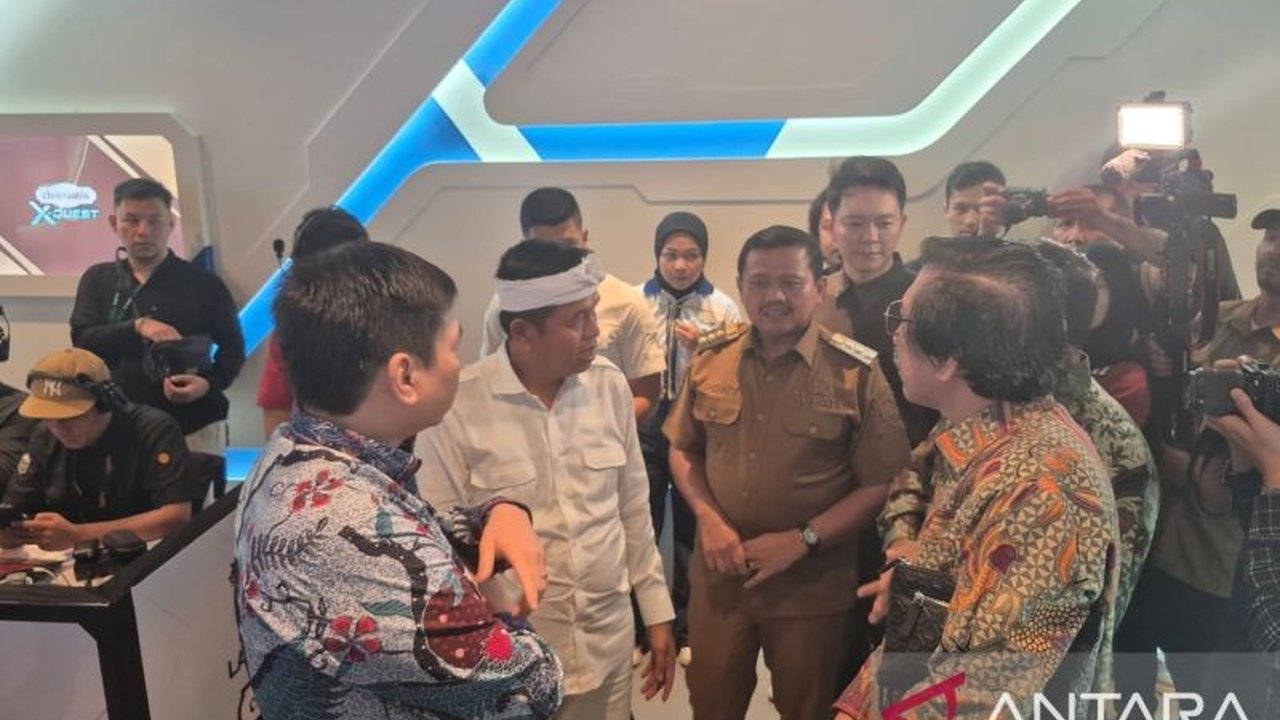 Gubernur Jabar Dedi Mulyadi menyoroti praktik penghindaran pajak oleh oknum pelaku usaha yang sengaja menampilkan lapak buruk demi menghindari kewajiban fiskal dan memanfaatkan fasilitas subsidi.