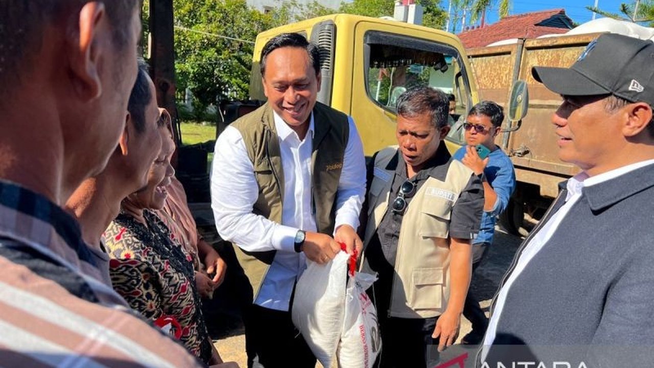 Bulog mengerahkan seluruh jajaran direksi untuk memastikan kelancaran Distribusi Bantuan Bulog di Aceh, Sumut, dan Sumbar, sekaligus memberikan dukungan moral bagi korban bencana.
