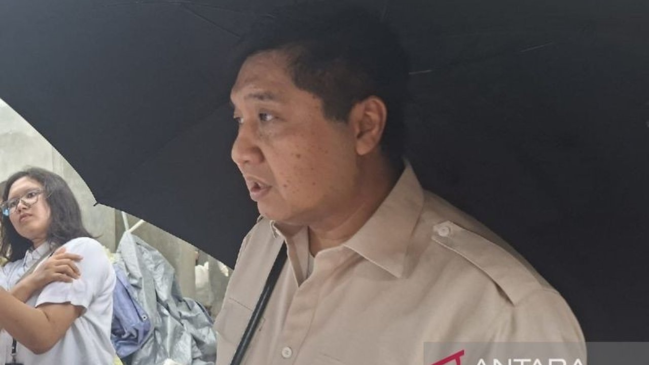 Menteri Perumahan dan Kawasan Permukiman (PKP) Maruarar Sirait mengirimkan tiga direktur jenderal ke Sumatera untuk memastikan Penanganan Bencana Sumatera dan bantuan rumah korban segera terealisasi.