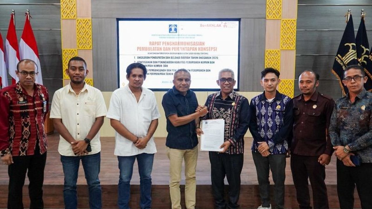 Kantor Wilayah Kemenkum NTT bersama Pemkab Sabu Raijua sukses mengharmonisasi tiga Raperda strategis. Proses Harmonisasi Raperda Sabu Raijua ini diharapkan mempercepat pembangunan daerah dan memberikan manfaat nyata bagi masyarakat.