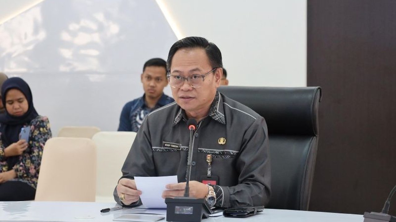BSKDN Kemendagri menekankan urgensi penerapan Standar Data Metadata demi meningkatkan kualitas, validitas, dan integritas informasi, krusial untuk kebijakan berbasis bukti.