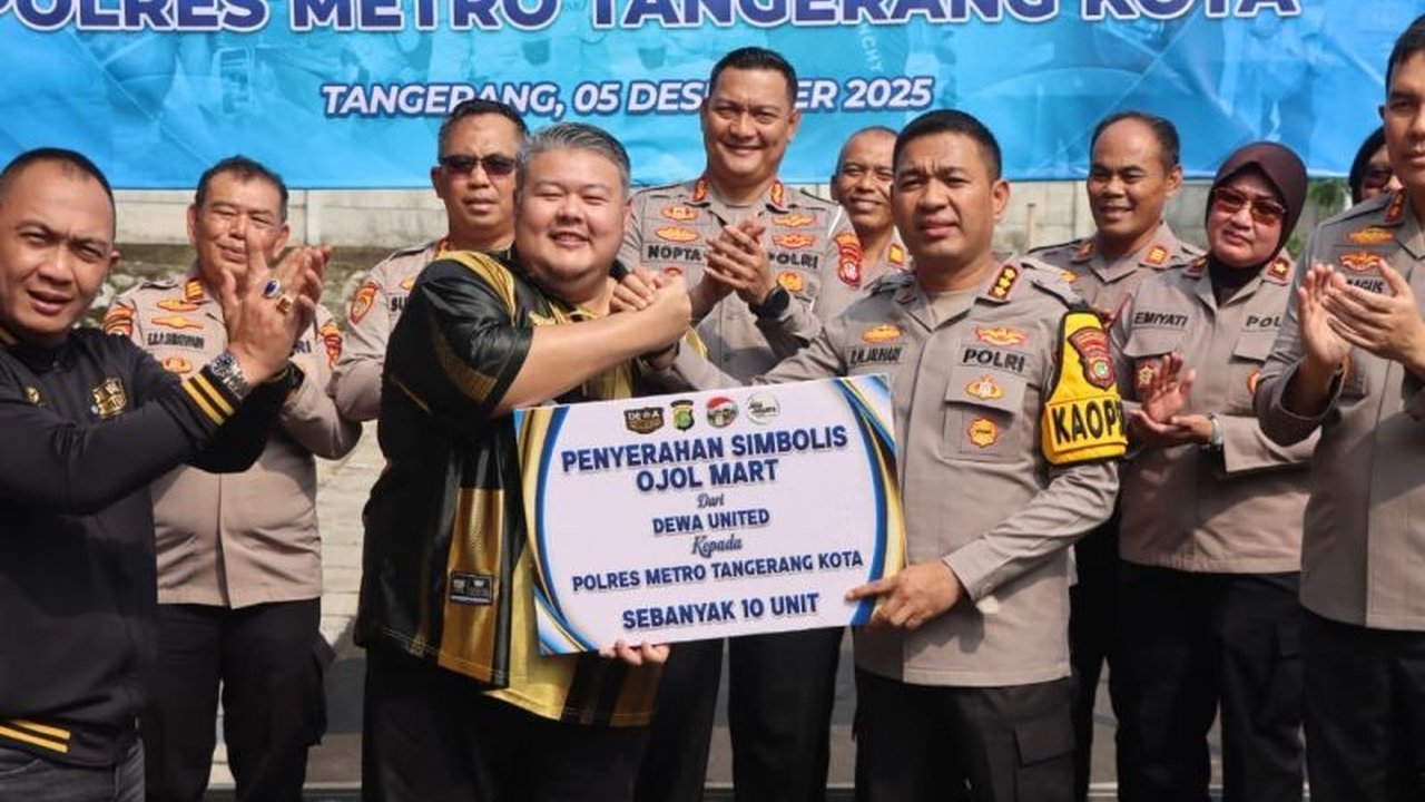 Polres Metro Tangerang Kota menerima 10 unit Ojol Mart dari Dewa United, memperkuat sinergi dengan komunitas ojek online serta mendukung pelayanan masyarakat.