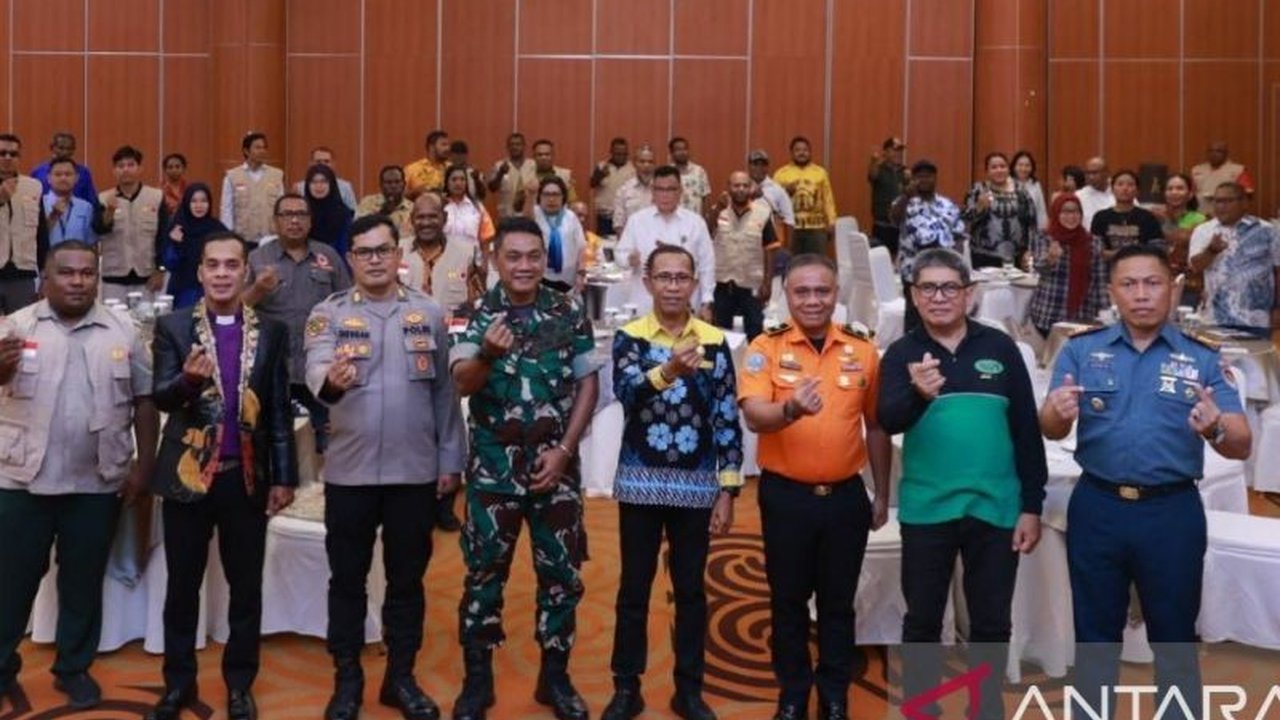 Pemerintah Kota Jayapura melalui BPBD membentuk Forum Pengurangan Risiko Bencana, sebuah inisiatif kolaboratif untuk memperkuat mitigasi dan respons terhadap ancaman bencana di wilayah tersebut.