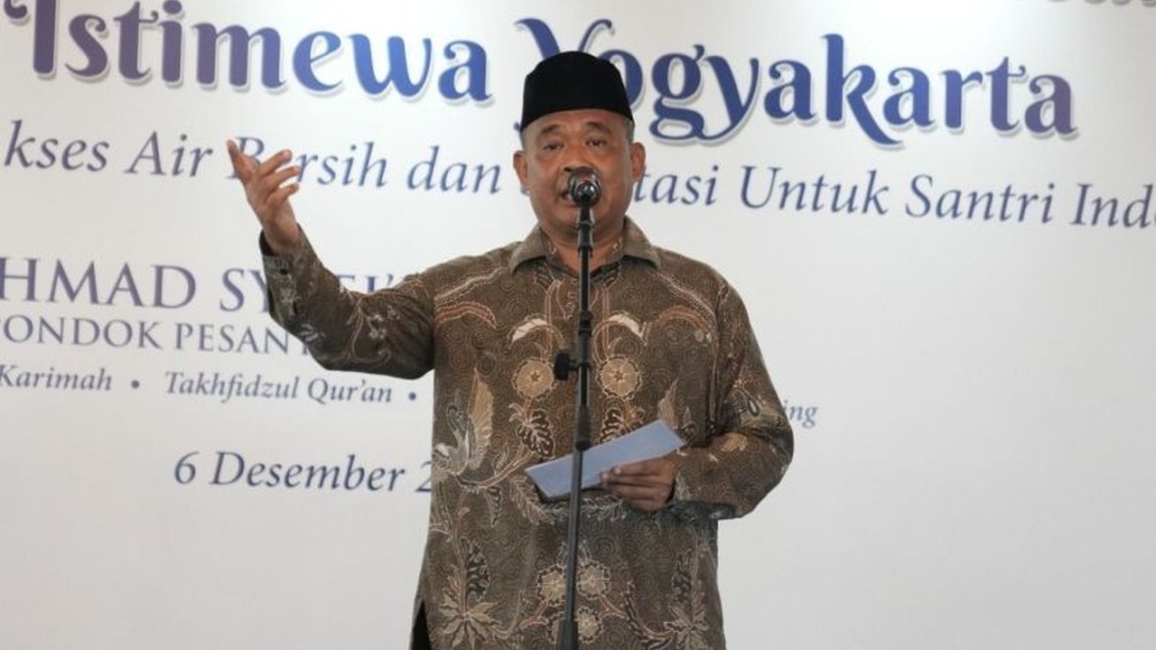 Bupati Sleman Harda Kiswaya menegaskan Peran Pesantren Edukasi PHBS dan sanitasi sangat strategis untuk masyarakat luas. Program WASH kolaborasi Danone Indonesia di pesantren diapresiasi.