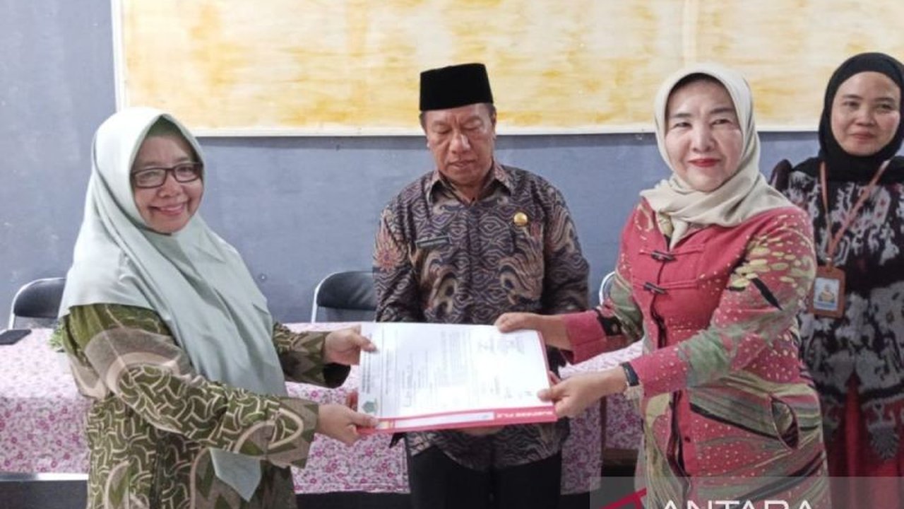 Dinas Pendidikan dan Kebudayaan Rejang Lebong tengah menyiapkan pengisian 54 jabatan kepala sekolah definitif di SD dan SMP negeri, diharapkan rampung sebelum 2026.