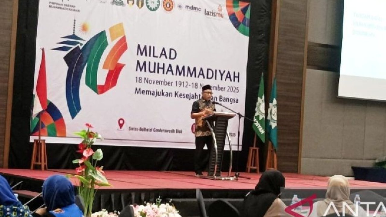 Pemerintah Kabupaten Biak Numfor mengapresiasi Kontribusi Muhammadiyah Biak selama 113 tahun dalam pembangunan pendidikan, kesehatan, dan sosial, mendorong kemajuan daerah.