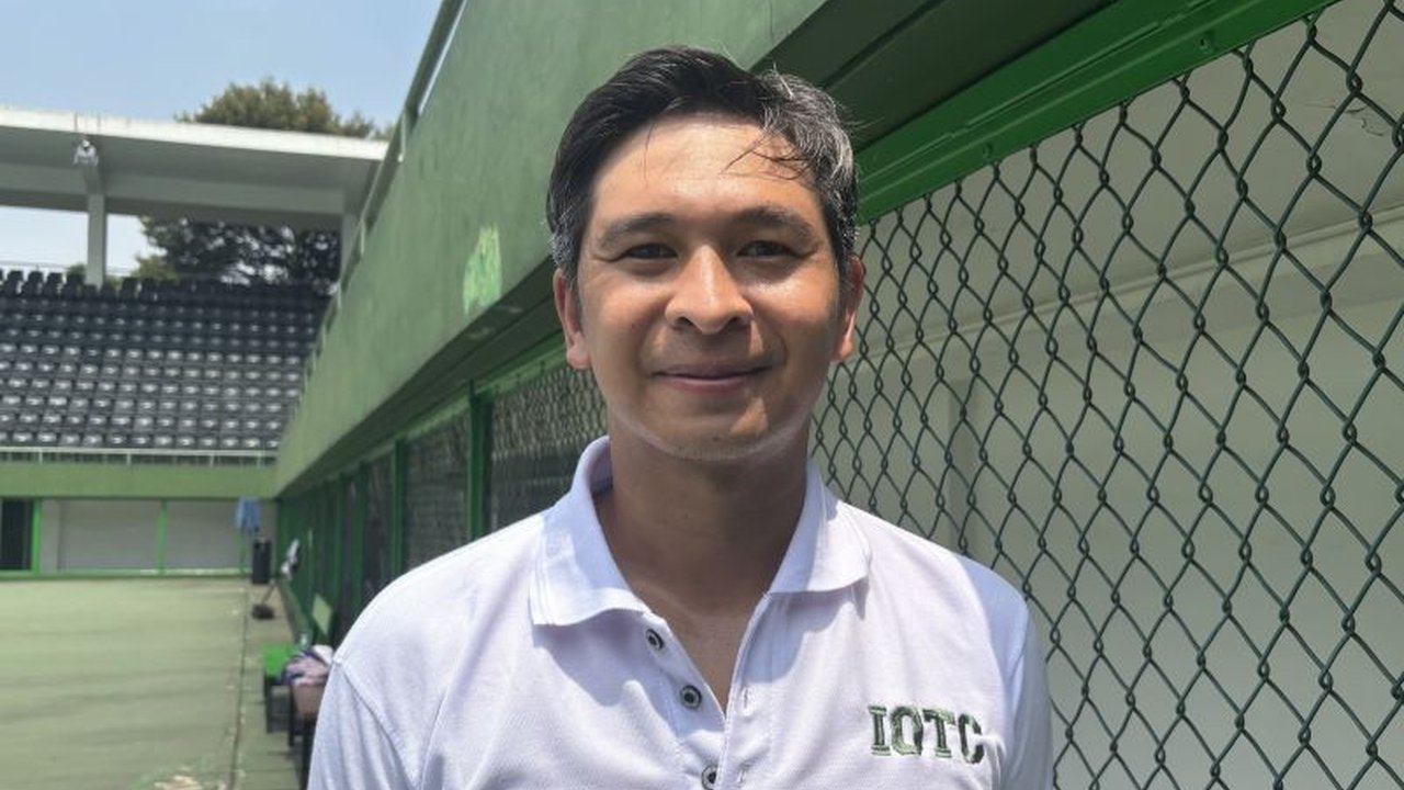 Petenis nasional Christopher Rungkat mendirikan akademi tenis Inside Out Tennis Club (IOTC), berfokus pada pembinaan usia dini untuk mencetak talenta baru dan membuka peluang karier internasional.