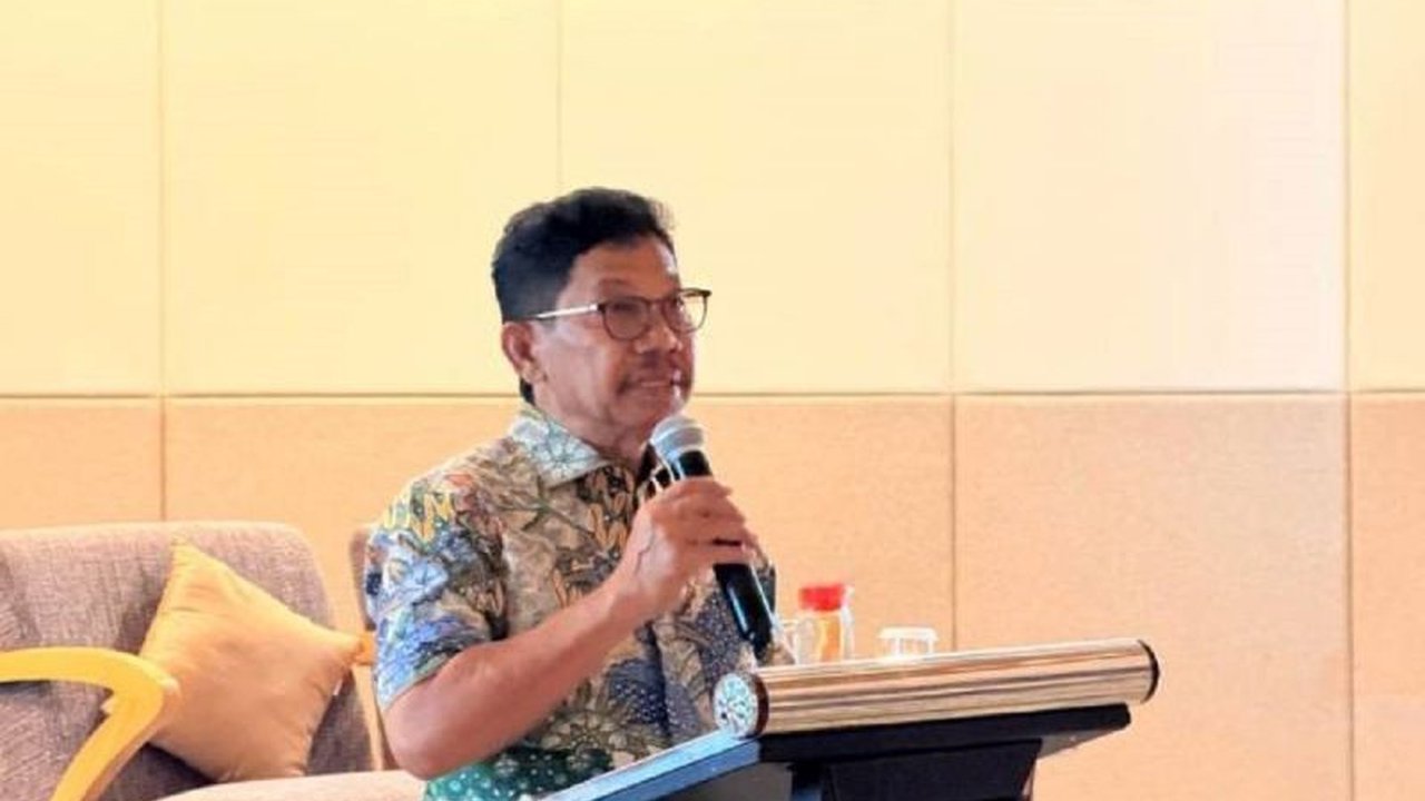 Wali Kota Tangerang Sachrudin menegaskan Kecerdasan Buatan (AI) adalah peluang besar untuk inovasi pelayanan publik, bukan ancaman kerja. Pelajari bagaimana Pemkot Tangerang memanfaatkannya!