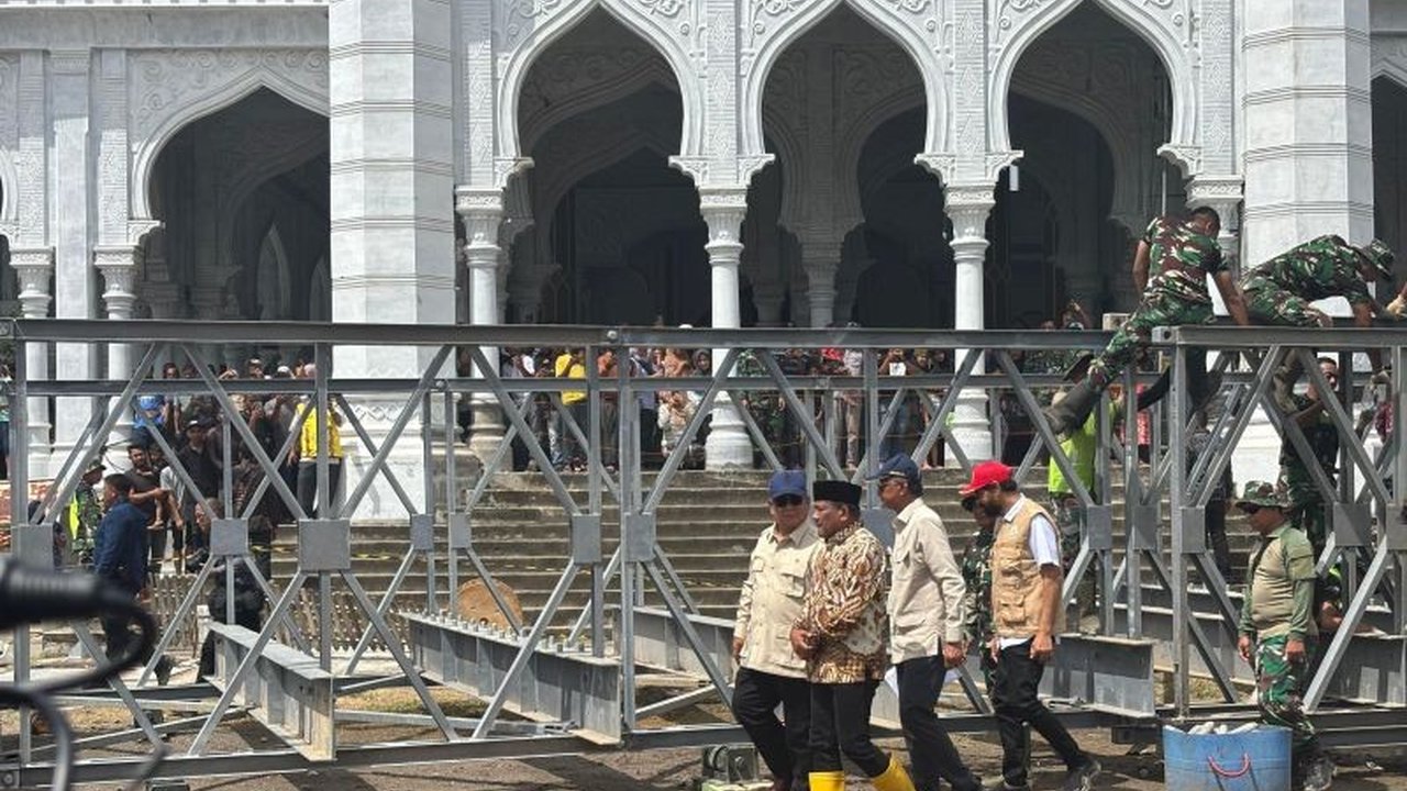 Presiden Prabowo menunjuk KSAD Jenderal Maruli Simanjuntak memimpin Satgas Percepatan Perbaikan Jembatan di Aceh pasca banjir bandang, memanfaatkan kekuatan TNI AD.