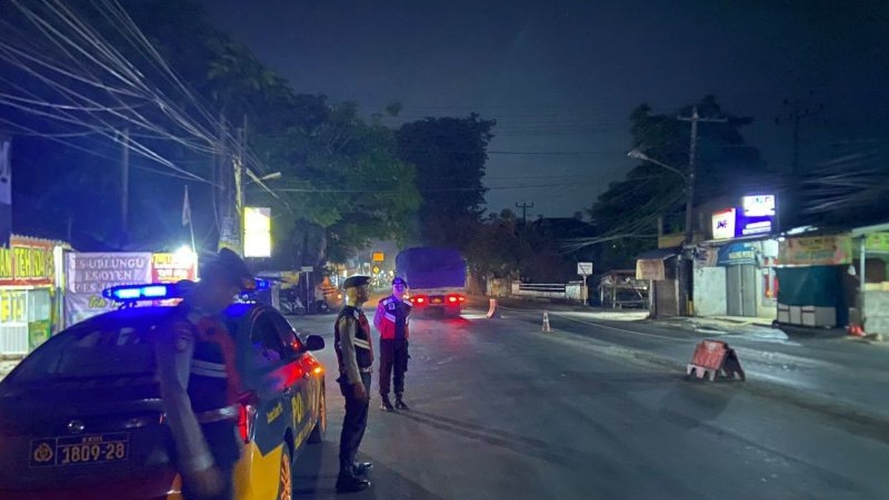 Polres Serang dan jajaran Polsek gencar melakukan patroli serta menyambangi poskamling untuk menjaga keamanan dan ketertiban masyarakat (kamtibmas) di wilayah setempat, sebagai upaya preventif cegah kejahatan.