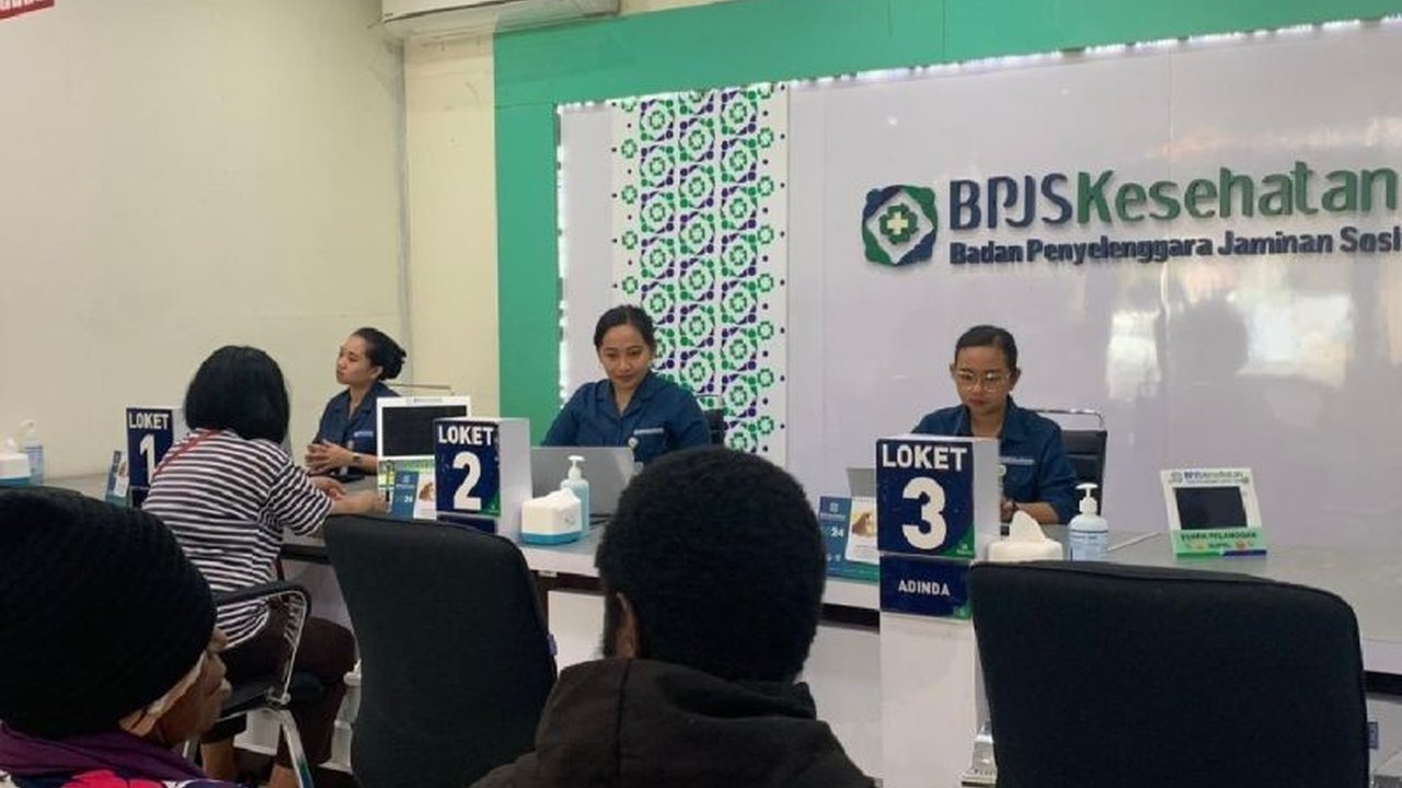 BPJS Kesehatan Jayapura mendesak warga di Papua untuk menjaga keaktifan JKN mereka. Ini penting agar layanan kesehatan berbiaya besar dapat diakses tanpa hambatan saat dibutuhkan.