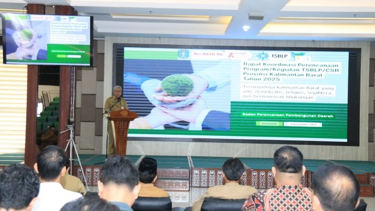 Pemerintah Provinsi Kalimantan Barat serius menggenjot Optimalisasi CSR Kalbar untuk menopang pembangunan daerah di tengah tantangan pengurangan dana transfer pusat. Bagaimana strategi ini akan mengatasi defisit anggaran dan meningkatkan kesejahteraan mas