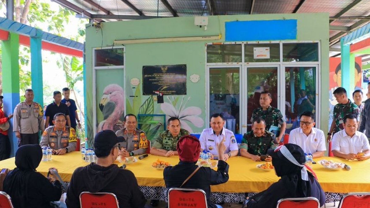 Kepala Kantor Pertanahan Jakarta Utara menyatakan Kodam Jaya melakukan pemblokiran lahan seluas 66 hektare di Sunter Jaya sejak 2019, memicu polemik dan protes warga.