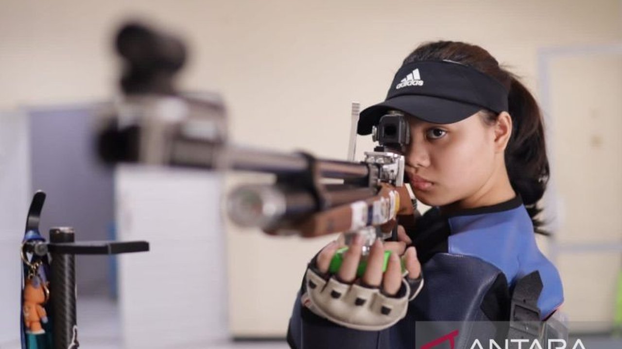 Kontingen Indonesia berhasil menyabet Medali Emas Menembak SEA Games 2025 di nomor 10m Air Rifle Beregu Putri, sekaligus memecahkan rekor SEA Games. Simak detail prestasinya!