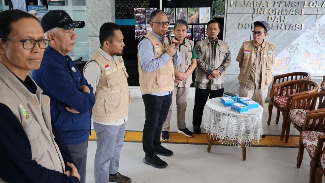 Kementerian Pendidikan Tinggi, Sains dan Teknologi (Kemendiktisaintek) melaporkan 22 ribu mahasiswa terdampak bencana di Sumatera, memicu perhatian serius terhadap keberlanjutan pendidikan mereka.