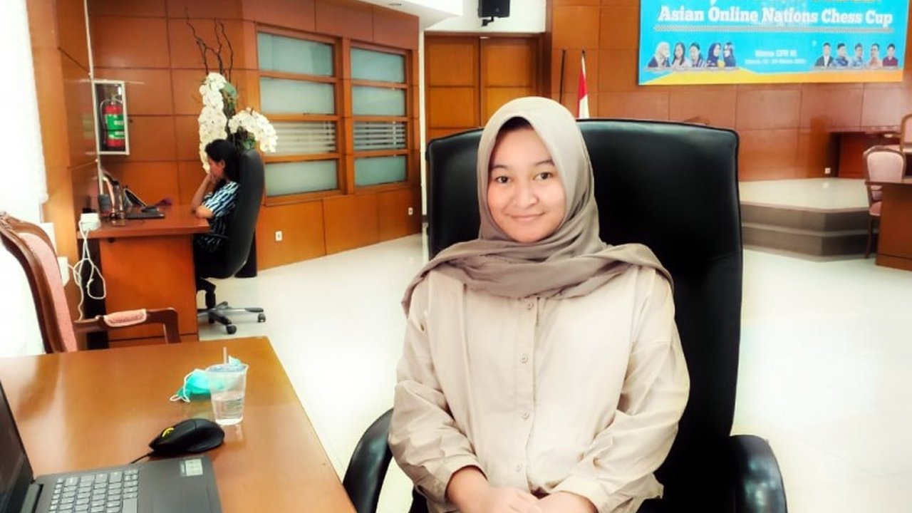 Tim Catur Indonesia berhasil menyabet medali perunggu pada nomor makruk standar tim campuran di SEA Games 2025 Bangkok, menunjukkan performa solid di turnamen perdana.