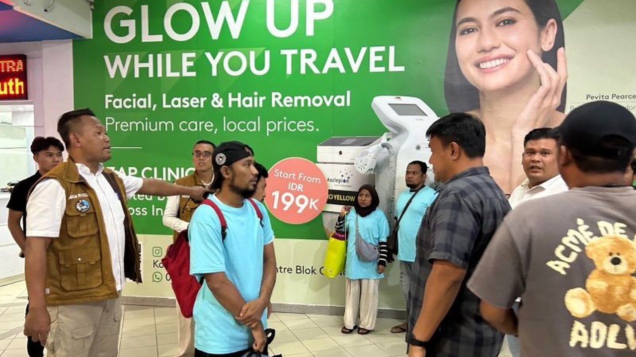 Polda Kepri tengah mengusut dugaan Tindak Pidana Perdagangan Orang (TPPO) terhadap tujuh Pekerja Migran Indonesia (PMI) yang dideportasi dari Malaysia. Penyelidikan ini mengungkap modus ilegal penyelundupan PMI.